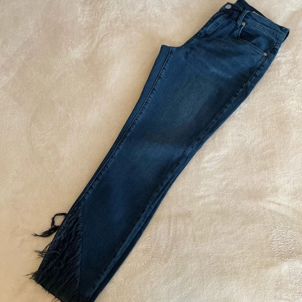 Blank NYC “The Bond” Fringe Leg Skinny Jeans - Size 28 - Picture 4 of 15